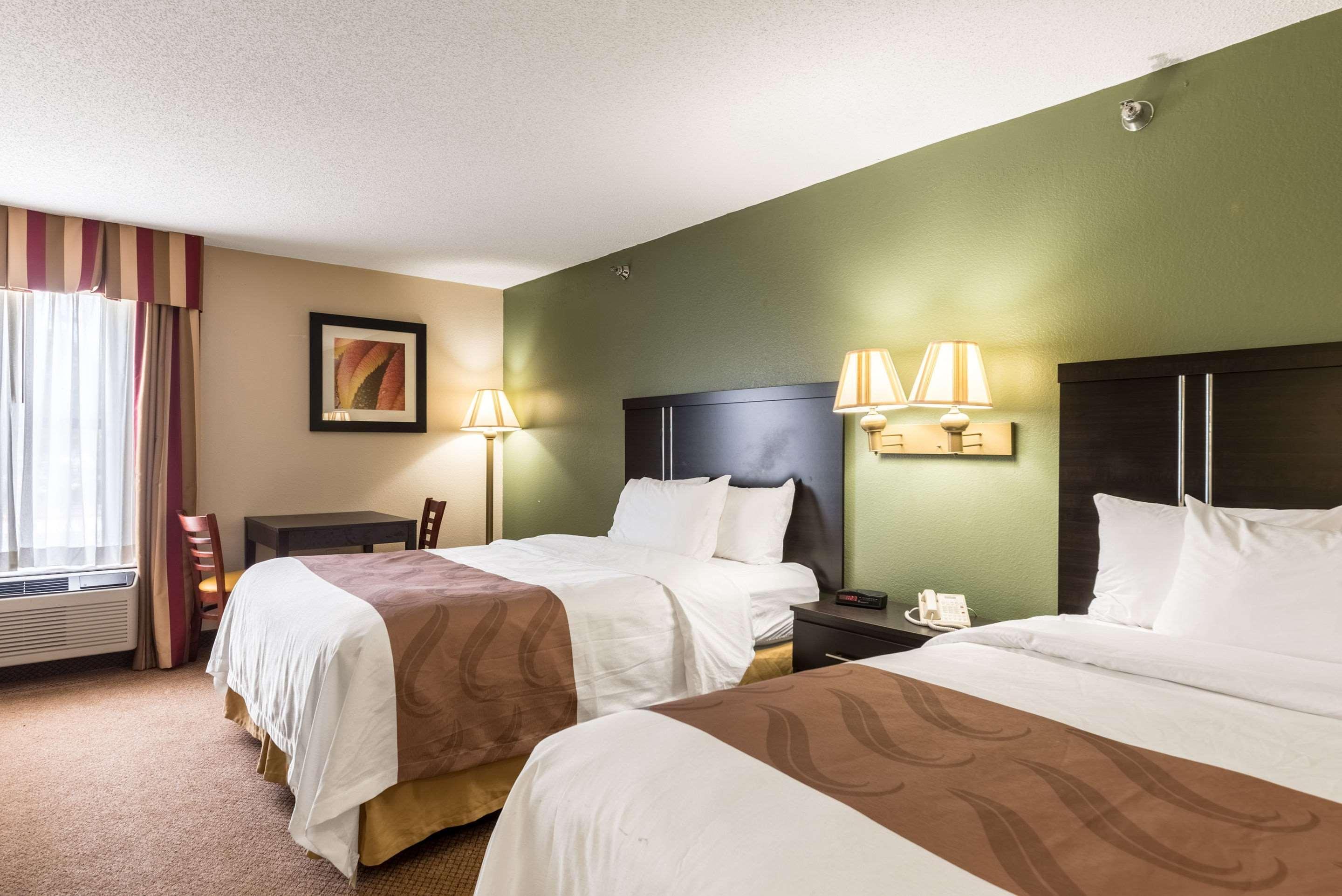 Quality & I-40 Hotel