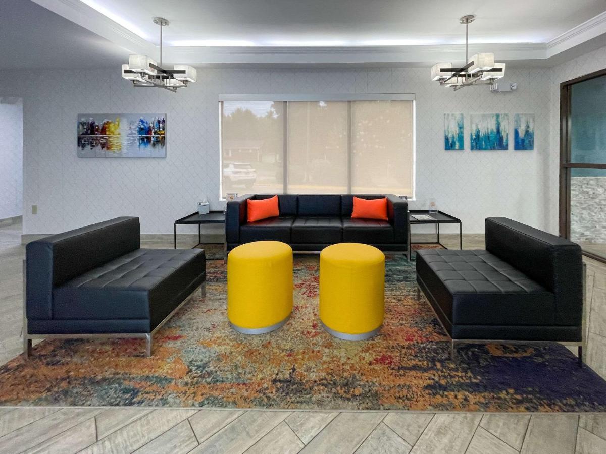 Quality & I-40 Hotel Clemmons